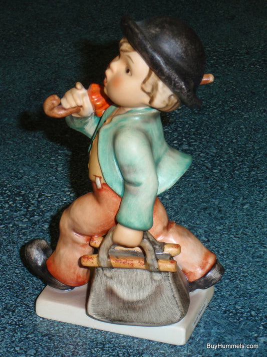 "Merry Wanderer" Goebel Hummel Figurine #7/0 - Large 6.25" Version