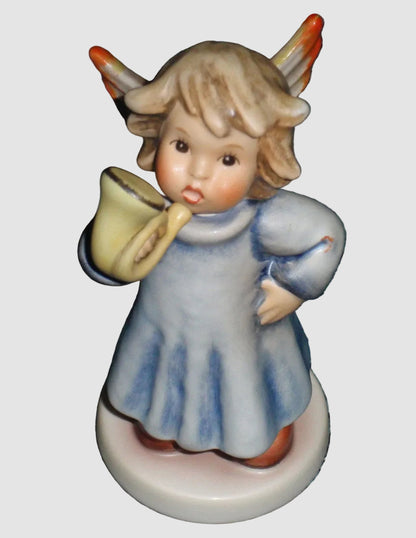 "Heavenly Horn Player" Goebel Hummel Angel Figurine #2096/J - TMK8 - First Issue Millennium