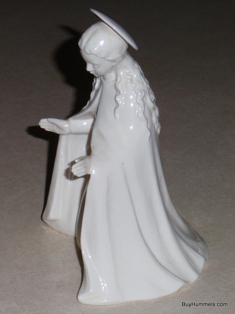 "White Virgin Mary" Goebel Hummel Nativity Figurine #214/A (6.5")