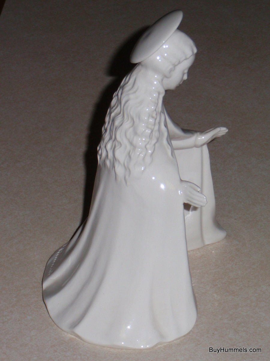 "White Virgin Mary" Goebel Hummel Nativity Figurine #214/A (6.5")