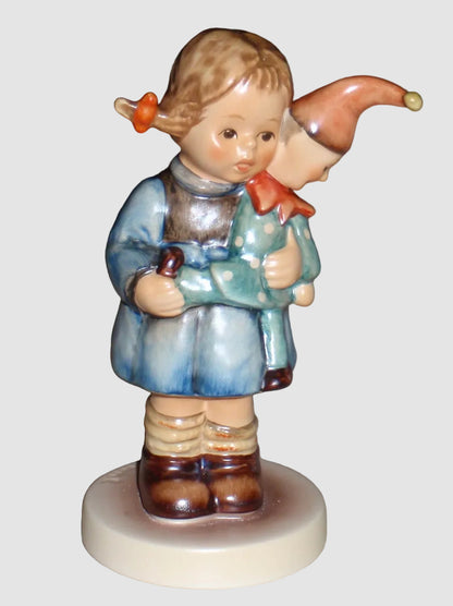 "Christmas Surprise" Goebel Hummel Figurine #536 3/0 - TMK-7 (4")