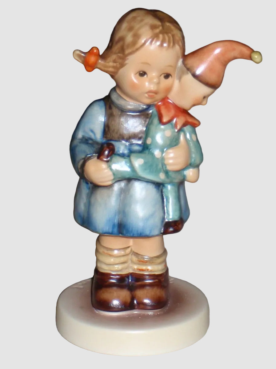 "Christmas Surprise" Goebel Hummel Figurine #536 3/0 - TMK-7 (4")