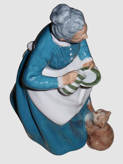 "The Favorite" Royal Doulton Figurine HN2249 - Grandmother & Cat (7.5")