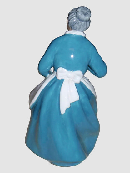 "The Favorite" Royal Doulton Figurine HN2249 - Grandmother & Cat (7.5")