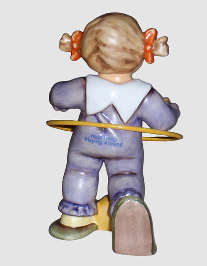 "Playing Around" Goebel Hummel Figurine #2088/A - Exclusive Edition 2003/2004