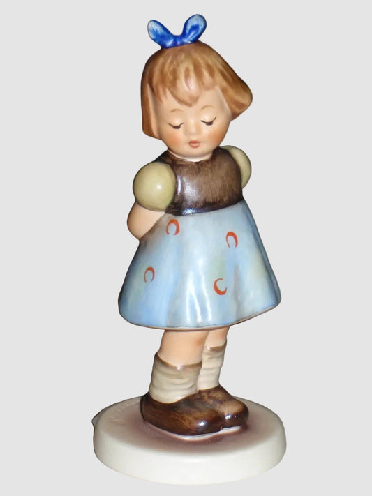 Goebel Hummel Two Hands One Treat Club Figurine 493 Rechts oder links Girl Blue Bow Blue Skirt Vintage Germany Porcelain