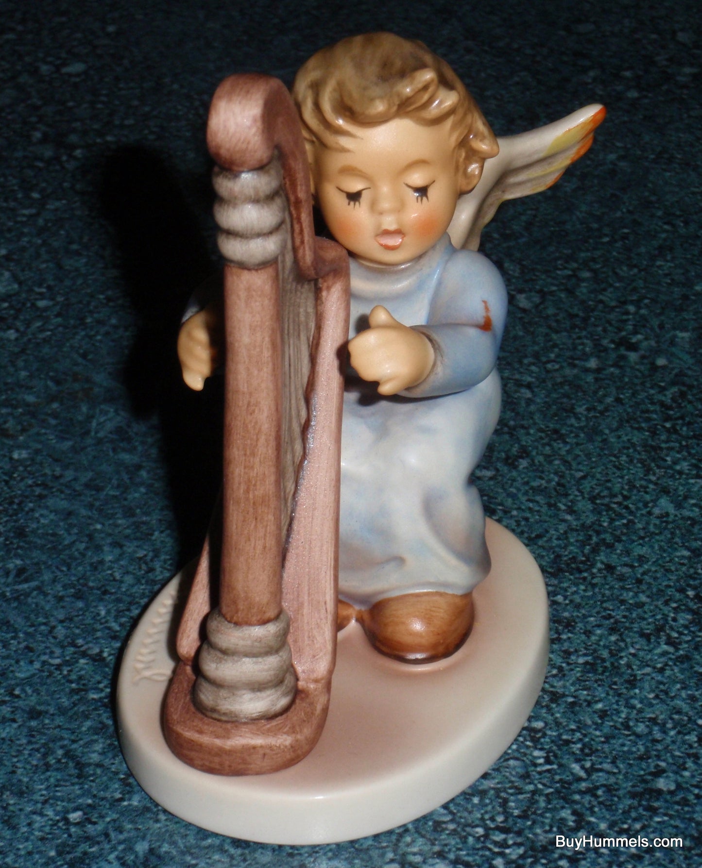"Heavenly Harpist" Goebel Hummel Angel Figurine #2096/B TMK8 From 2003