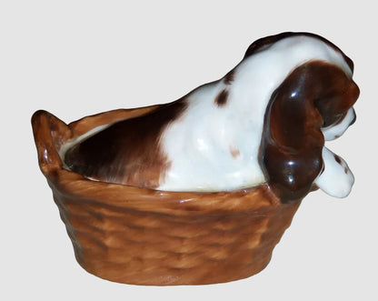 "Cocker Spaniel" Dog In Basket Royal Doulton Figurine HN2586 (2.5")