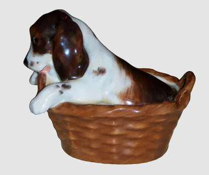 "Cocker Spaniel" Dog In Basket Royal Doulton Figurine HN2586 (2.5")