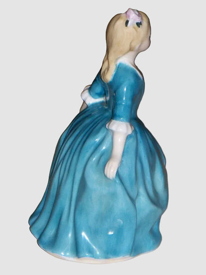"A Child From Williamsburg" Royal Doulton Figurine HN2154 (5.75")