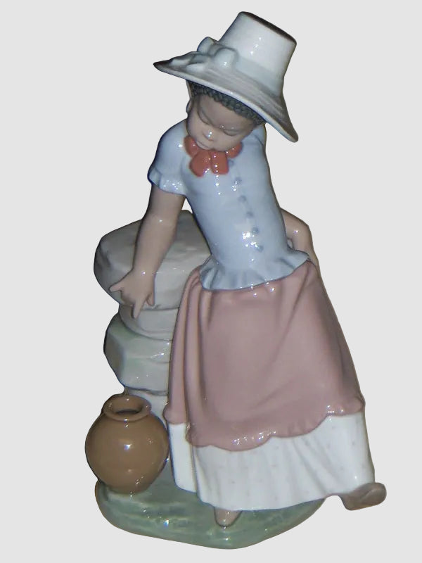 "A Step In Time" Lladro Figurine #5158 - Black Legacy Collection (8.5")