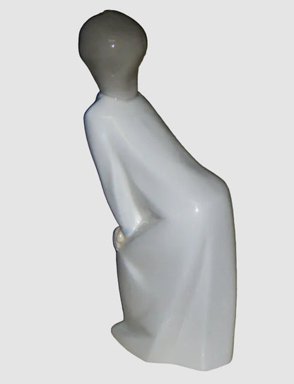 "Goodnight Kiss" Lladro Figurine #4873 (7.25" Glossy Finish)