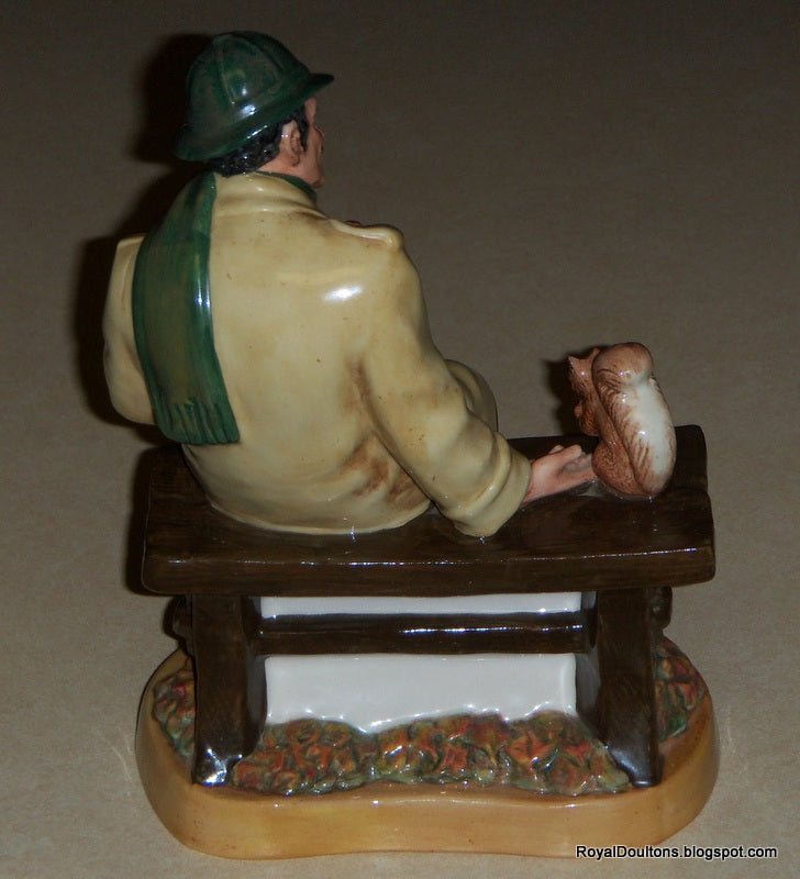 "Lunchtime" Royal Doulton Figurine HN2485 - Retired (8")