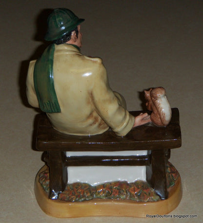 "Lunchtime" Royal Doulton Figurine HN2485 - Retired (8")