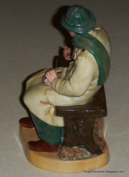 "Lunchtime" Royal Doulton Figurine HN2485 - Retired (8")
