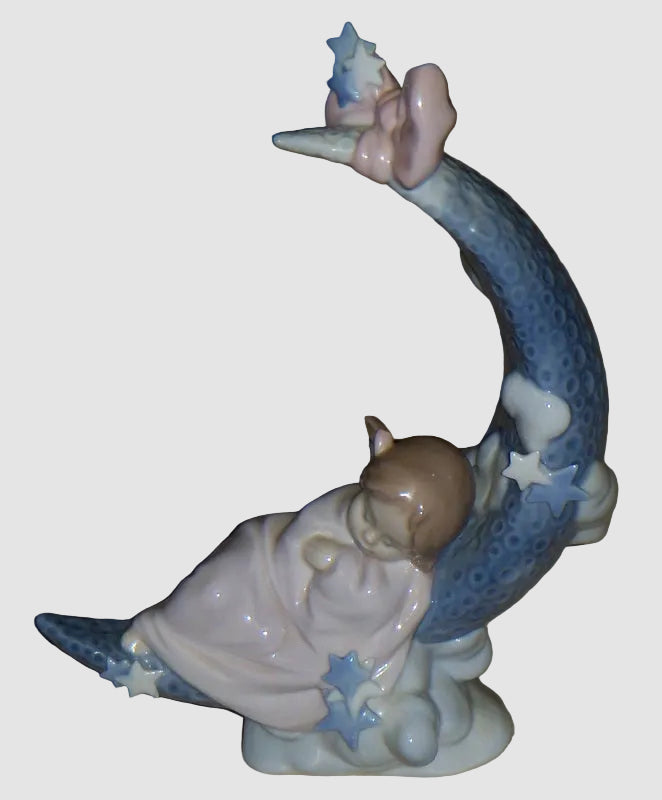 Lladro Heaven's Lullaby Figurine 6583 Arrullo de Luna Antonio Ramos Girl Sleeping Moon Stars Vintage Spain Porcelain Glossy Finish
