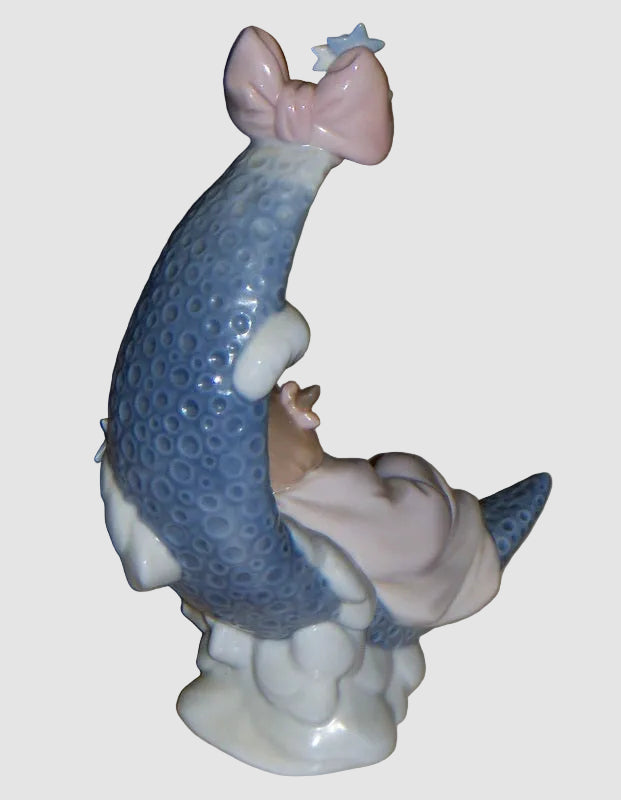 "Heaven's Lullaby" Lladro Figurine #6583 - Girl Sleeping on Moon (8")