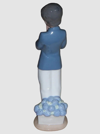 "Sunday School" Lladro Nao Figurine #02001372 - Boy Praying (8.75")
