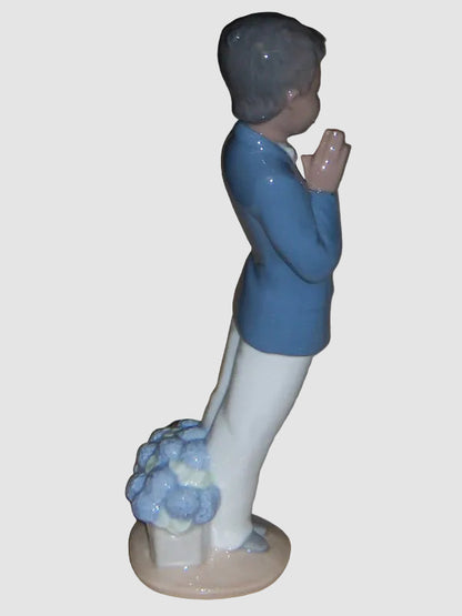 "Sunday School" Lladro Nao Figurine #02001372 - Boy Praying (8.75")