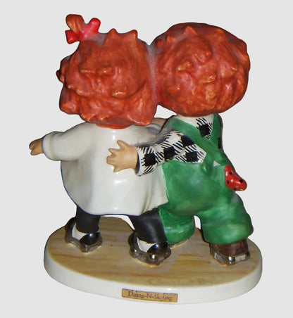 "Dating-N-Skating" Goebel Charlot Byj Figurine BYJ52 - Redhead Couple
