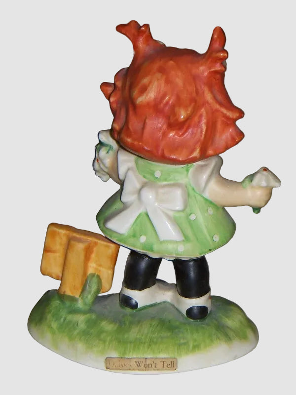 "Daisies Won't Tell" Goebel Charlot Byj Figurine BYJ24 (4.25")