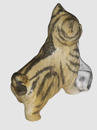 "In The News" Royal Doulton Kitten Figurine DA233 - Cute Cats Series