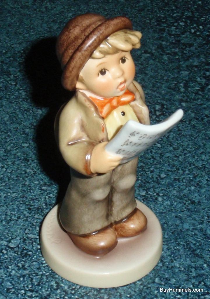 "Hitting The High Note" Goebel Hummel Figurine #846 - Little Boy Singing CUTE