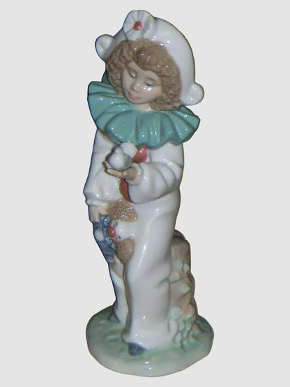 "A Bird In Hand" #1100 Pierrot Clown Girl With Dove Lladro Nao Figurine (8")