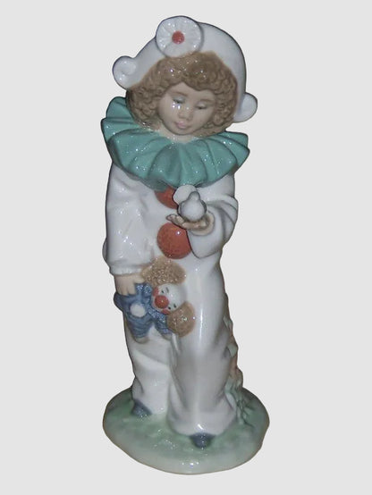"A Bird In Hand" #1100 Pierrot Clown Girl With Dove Lladro Nao Figurine (8")