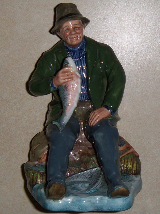 Royal Doulton A Good Catch Figurine HN 2258 Fisherman Old Man Maritime Nautical Mary Nicoll Vintage England