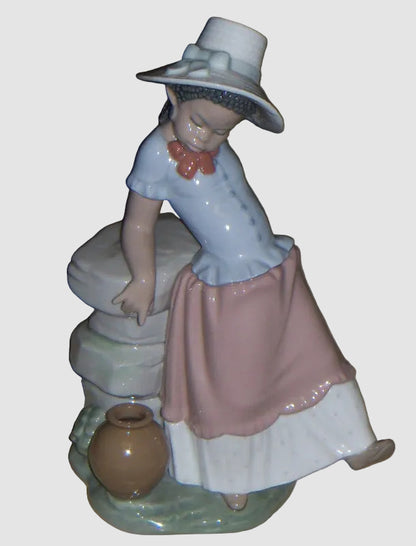 "A Step In Time" Lladro Figurine #5158 - Black Legacy Collection (8.5")