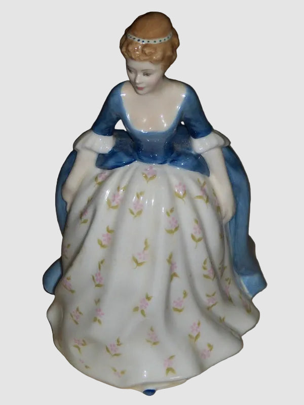 "Alison" Royal Doulton Figurine HN 2336 - Pretty Ladies Collection (7.5")