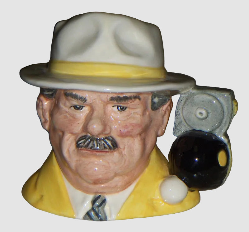 "The Bowls Player" Royal Doulton Character Toby Jug D6896 - Medium (4")