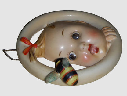 "Ba-Bee Ring" Girl Goebel Hummel Wall Plaque #30/0B TMK1 Crown Mark (5")