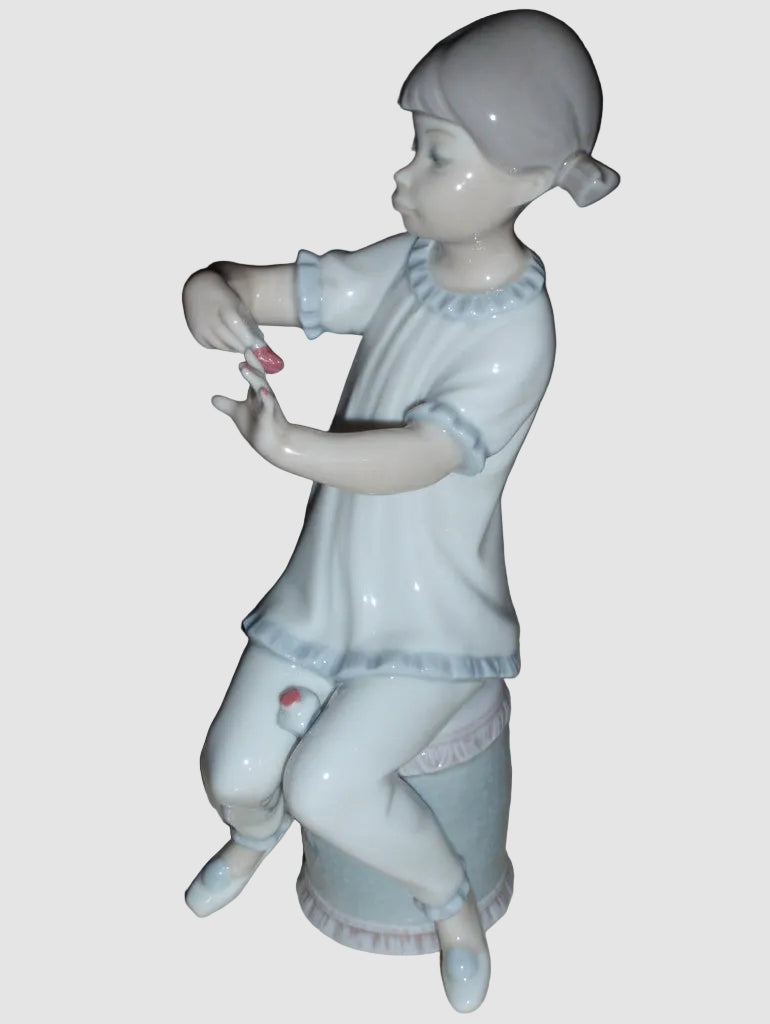 Lladro Girl Manicuring Figurine 1082 01001082 Girl Painting Nails Pigtails Nightgown Stool Vintage Spain Porcelain