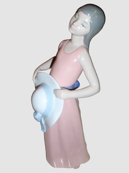 "The Dreamer" Lladro Figurine #5008 - Retired (10")