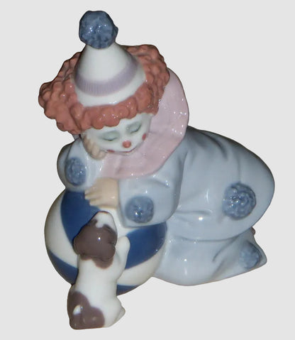 "Pierrot With Puppy & Ball" Lladro Daisa Figurine #5278 (5")