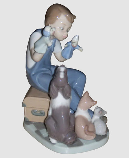 "Puppet Show" Lladro Figurine #5736 - Boy With Dog And Cats(6")