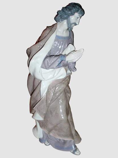"Saint Joseph" Lladró Nativity Figurine #01386 - Salvador Furió (14")
