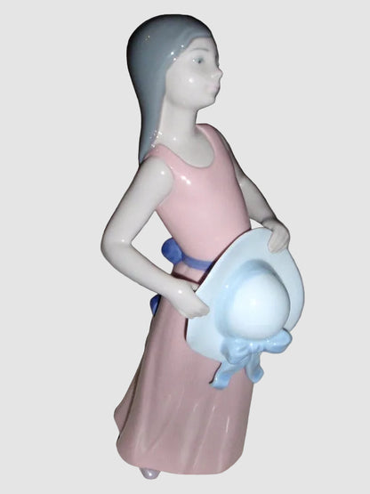 Lladro The Dreamer Figurine 5008 Retired 1978 Young Lady Pink Dress Blue Hat Salvador Furio Spain Vintage