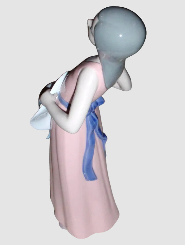 "The Dreamer" Lladro Figurine #5008 - Retired (10")