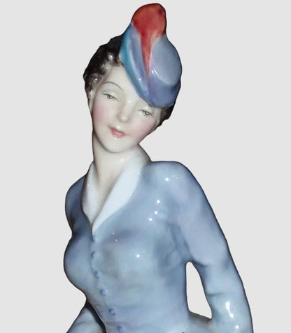 "Midinette" Royal Doulton Figurine HN2090 - Harradine Classics (7.5")