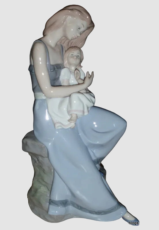 "My Little Girl" Nao by Lladro Figurine #1297 - Mother & Daughter (15")