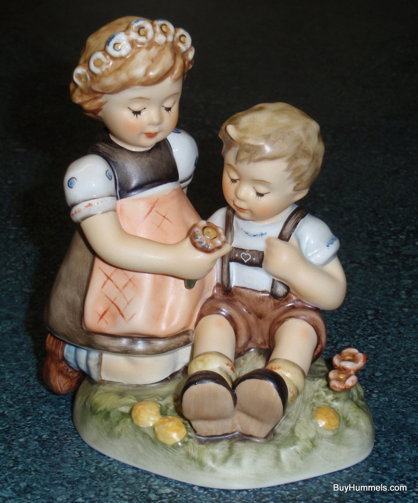 "Blumenkinder" Goebel Hummel Figurine #914 TMK8