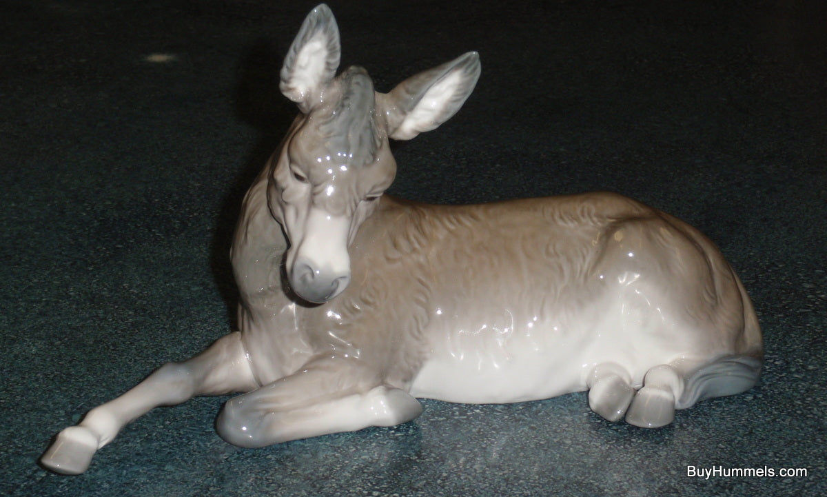 "Donkey" Lladro Christmas Nativity Figurine #1389 - Large (10.75")