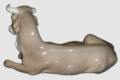 "Calf" Lladró Cow / Ox Nativity Figurine #01390 - Salvador Furió (6" x 10")