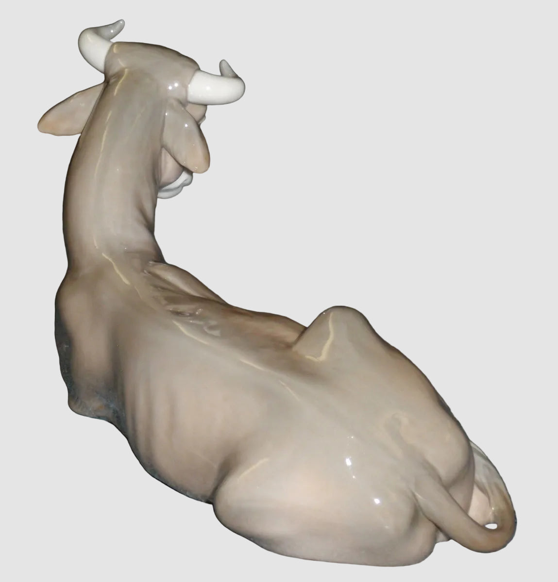 "Calf" Lladró Cow / Ox Nativity Figurine #01390 - Salvador Furió (6" x 10")