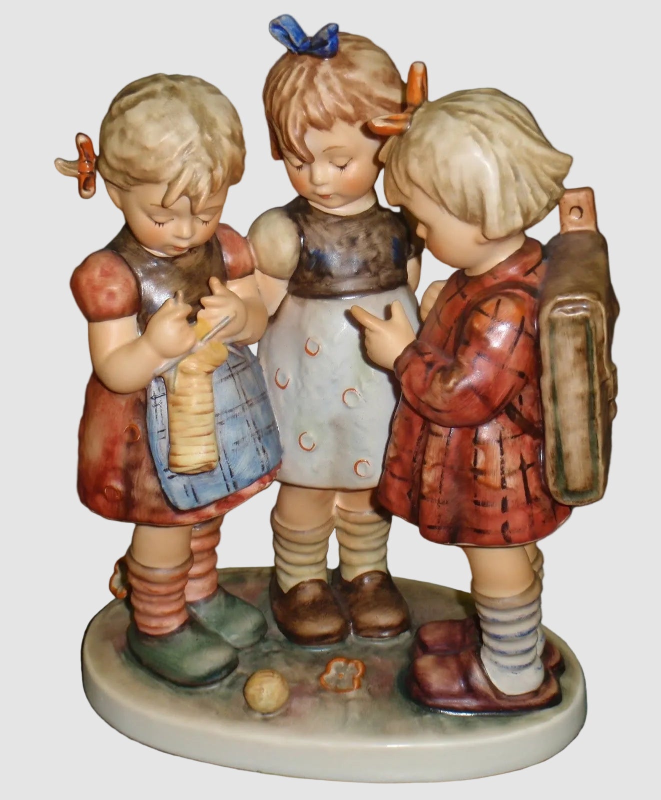 "School Girls" Goebel Hummel Figurine #177/III - Large (9.5")
