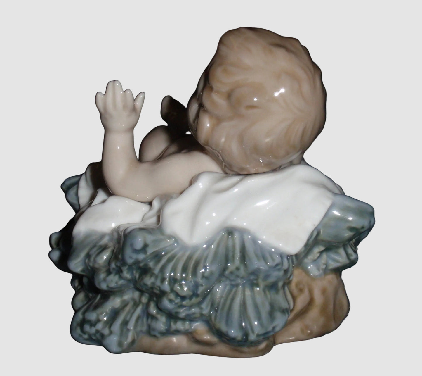 "Baby Jesus" Lladró Nativity Figurine #01388 - Salvador Furió (4" x 5")