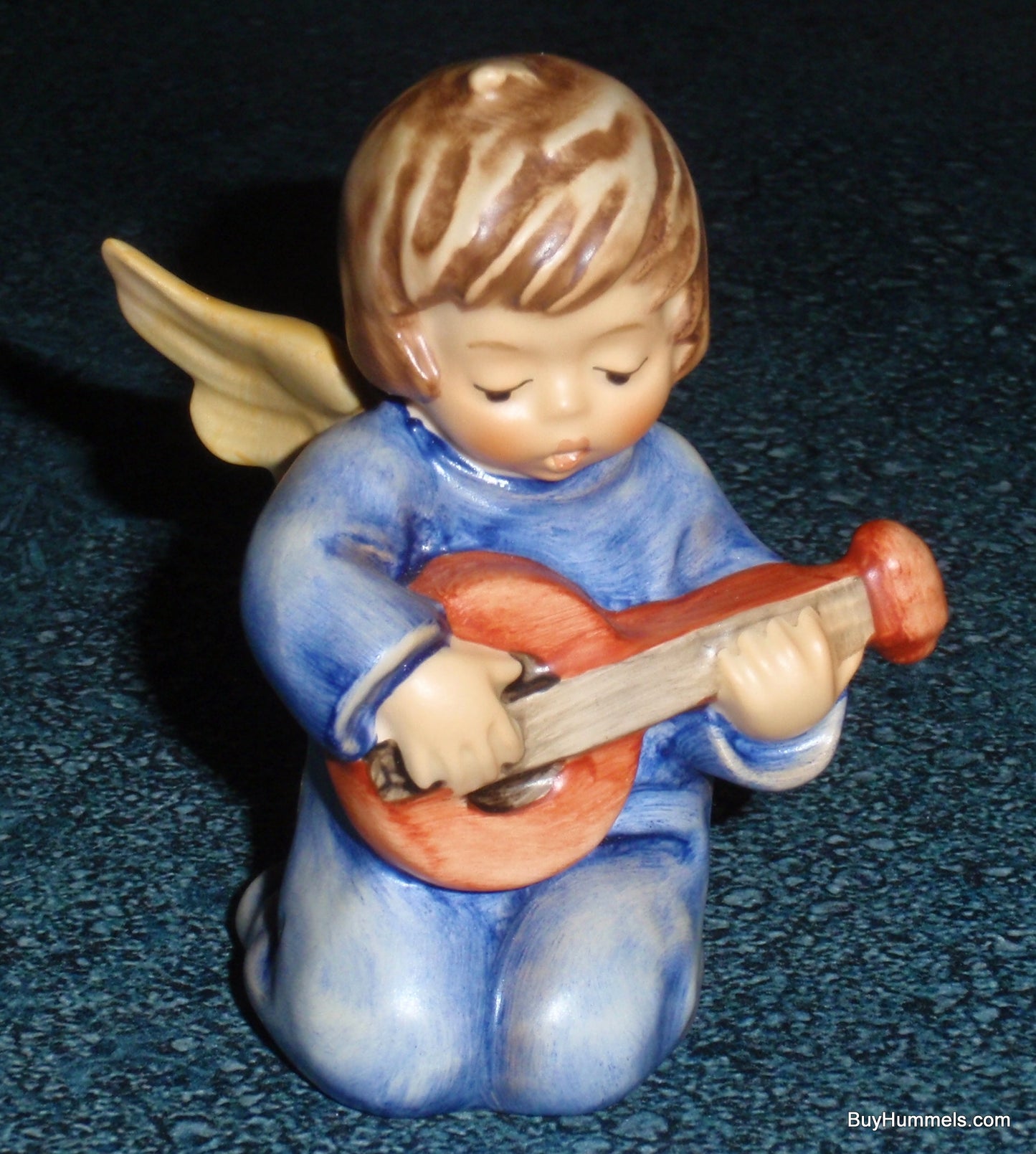 "The Accompanist" Goebel Hummel Figurine #453 - Angel with Guitar
